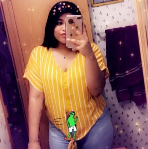 Meet your Posher, Adamaris